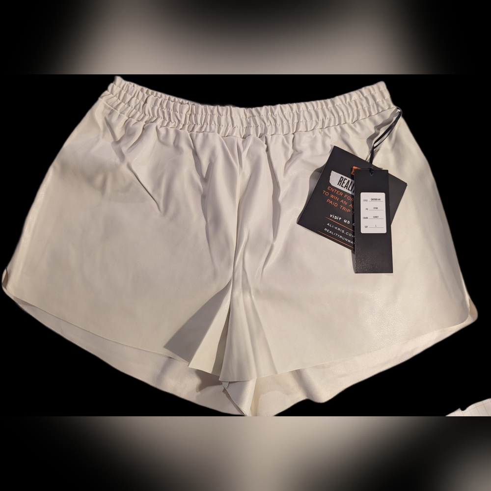 Faux Leather white/ivory shorts